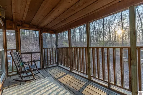 95 Mcclure Dr, Murray, KY 42071 photo 3
