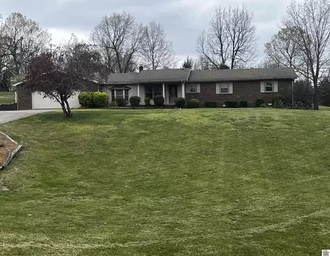 284 Church Grove Rd, Benton, KY 42025