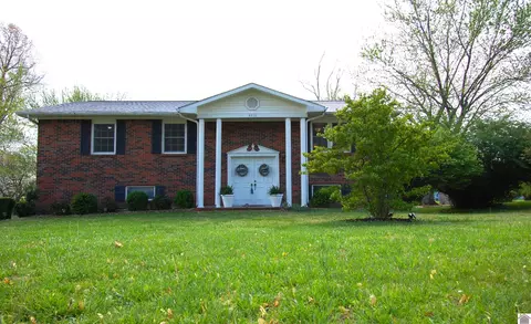 4210 Pecan Dr, Paducah, KY 42001