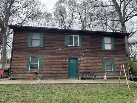 227 Nelson Ln, Benton, KY 42025