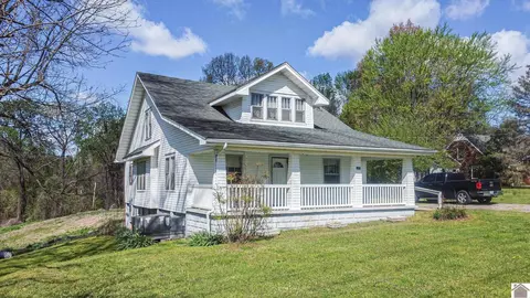 1405 Myron Cory Dr, Hickman, KY 42050