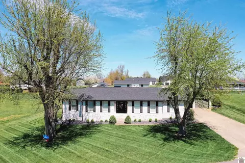 106 Deerfield Dr, Princeton, KY 42445