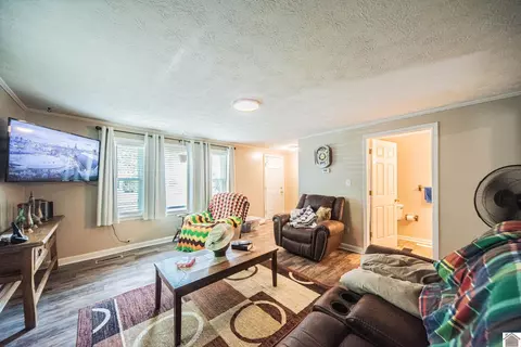 714 E St, Benton, KY 42025 photo 5