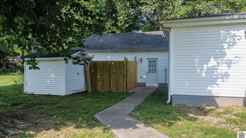 714 E St, Benton, KY 42025 photo 27