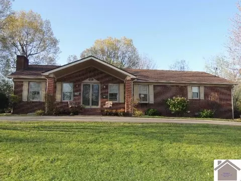 403 Heritage Dr, Mayfield, KY 42066
