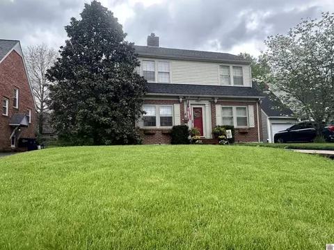 3437 Forest Cir, Paducah, KY 42001