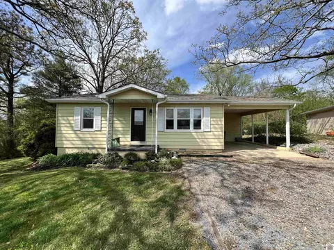 1188 Clayton Dr, Murray, KY 42071