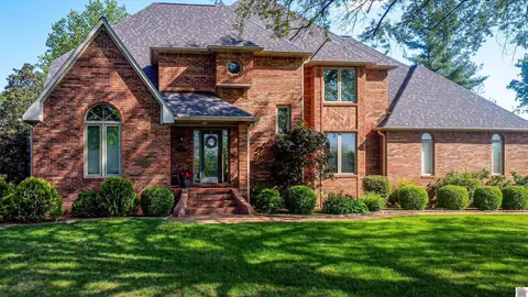 6455 Muirfield Dr, Paducah, KY 42001
