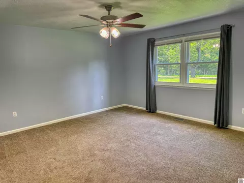 233 Cedarhaven Dr, Murray, KY 42071 photo 18