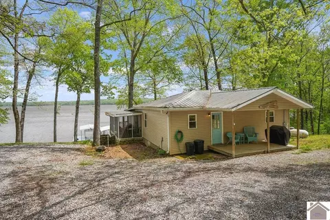 358 Navigator, Murray, KY 42071