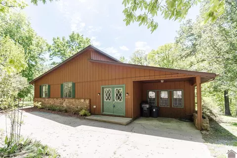 427 Cross Spann Rd, Murray, KY 42071
