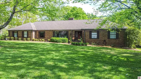 2 Hickory Hl, Paducah, KY 42001