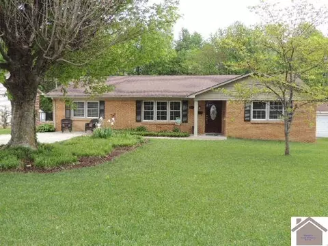 810 Mason St, Mayfield, KY 42066