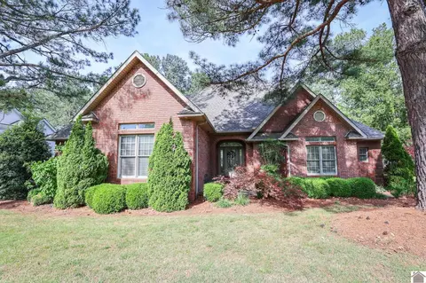 12 Greenwood Pl, Paducah, KY 42003