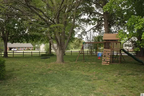 204 Erwin Dr, Mayfield, KY 42066 photo 32