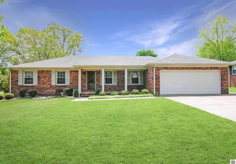 1515 Dudley Dr, Murray, KY 42071
