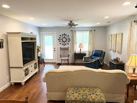 60 Pine Bark Dr, Murray, KY 42071 photo 4