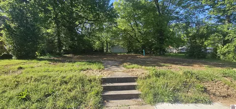 1911 Clark St, Paducah, KY 42003