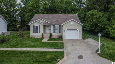 340 Sunrise Dr, Kevil, KY 42053