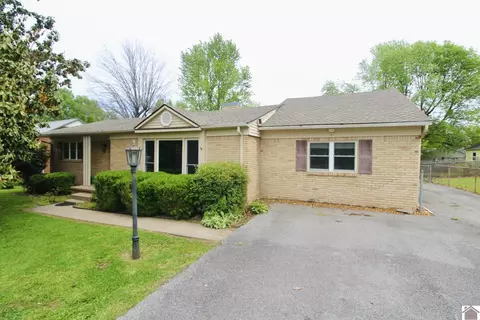 102 Lincoln Dr, Mayfield, KY 42066