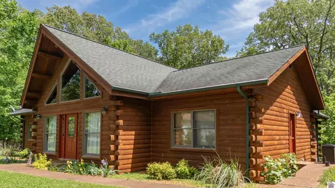 166 Birch St, Kuttawa, KY 42055