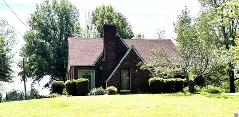 1405 Moscow Ave, Hickman, KY 42050