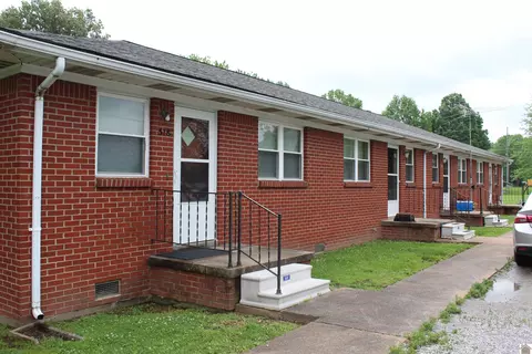 106-130 5th, La Center, KY 42056