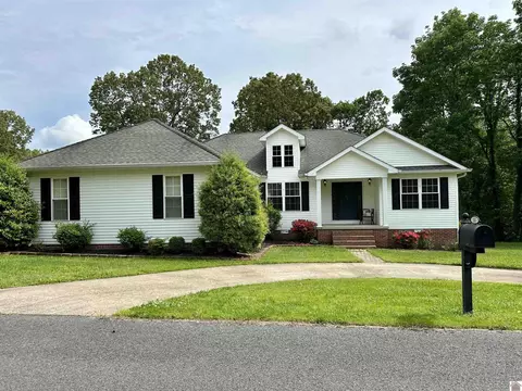 350 Marco St, Benton, KY 42025