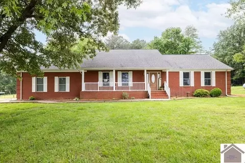 4213 St Rt 80, Mayfield, KY 42066