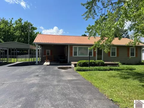 325 Roney Dr, Hopkinsville, KY 42240