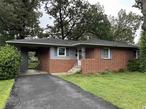 2425 Harrison St, Paducah, KY 42001