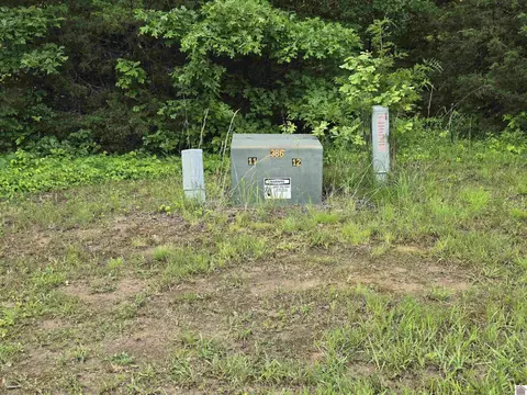 415 Marco St, Benton, KY 42025 photo 6