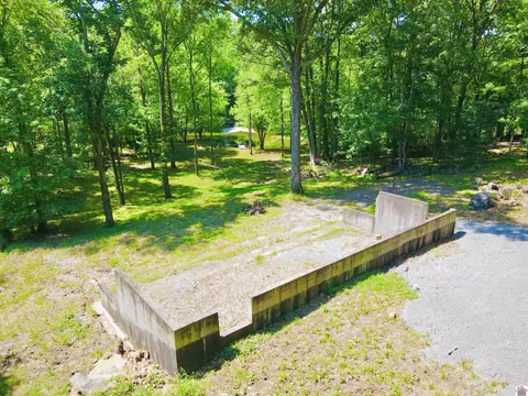 251 Holiday Way, Cadiz, KY 42211
