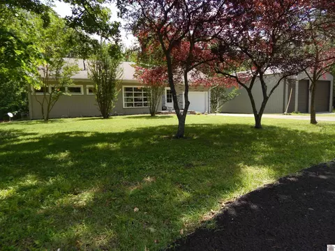 152 Seven Oaks Ln, Gilbertsville, KY 42044