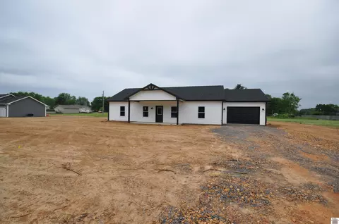 981 Vicksburg Estate Rd, Benton, KY 42025