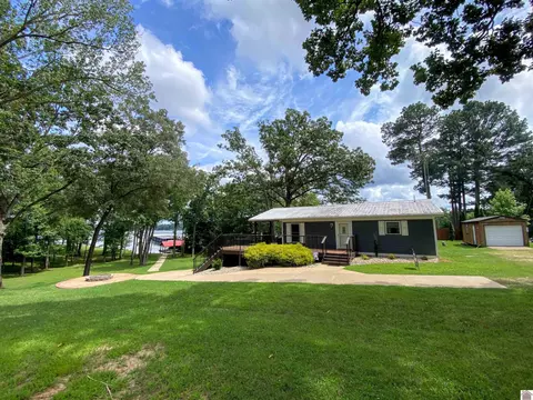 2664 Cypress Trl, New Concord, KY 42076
