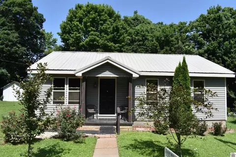 328 E Court St, Bardwell, KY 42023