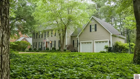 139 Deerpath Ln, Paducah, KY 42001
