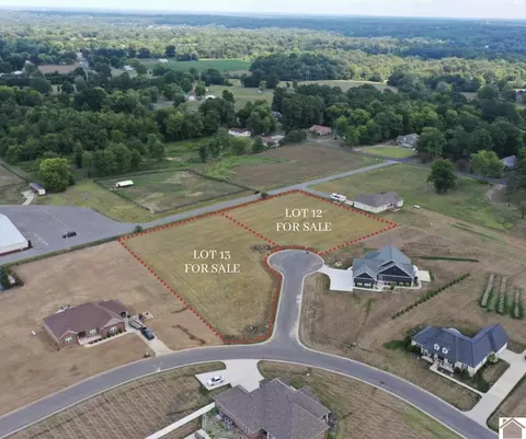 102 Rutherford Ct, Paducah, KY 42001