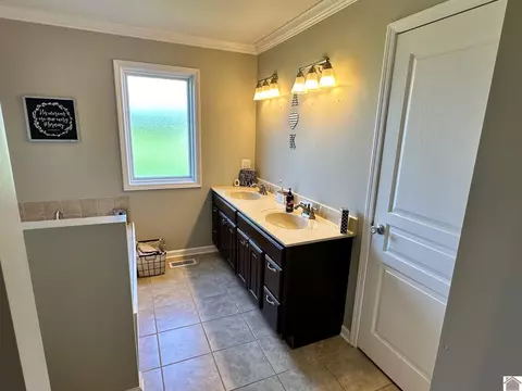 2164 Wayne Freeman Rd, Benton, KY 42025 photo 16