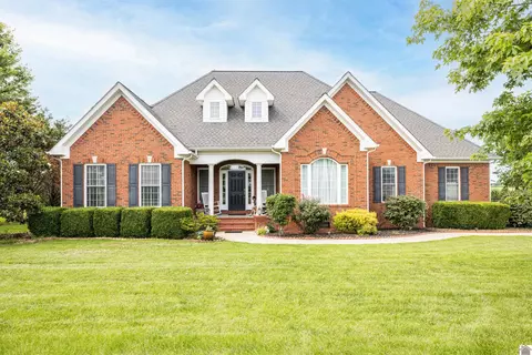2260 Mitchell Dr, Murray, KY 42071