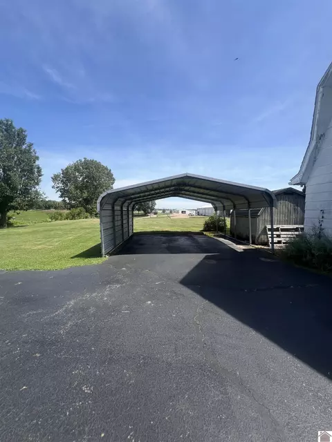 2154 Scale Rd, Benton, KY 42025 photo 11
