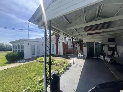 2154 Scale Rd, Benton, KY 42025 photo 6