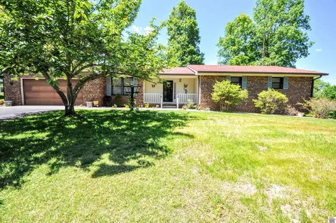 686 Jonathan Shores Rd, Benton, KY 42025