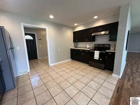 101 Y Dr, Murray, KY 42071 photo 5