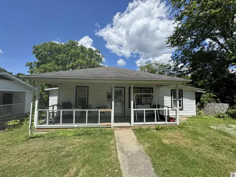 216 W Ramsey St, Dawson Springs, KY 42408