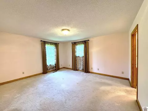 77 Flint Rd, Murray, KY 42071 photo 9