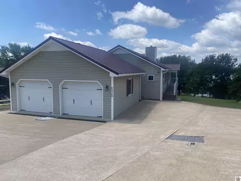 575 Skyline Dr, Cadiz, KY 42211