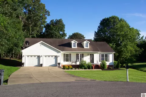 266 Hunters Ln, Calvert City, KY 42029