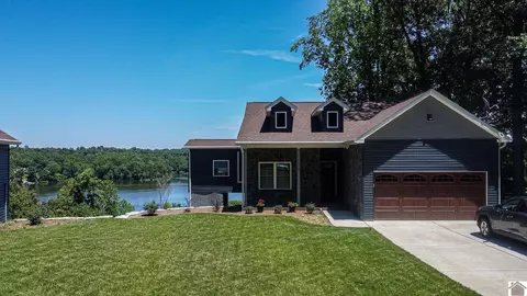 1530 Lisanby Rd, Eddyville, KY 42038